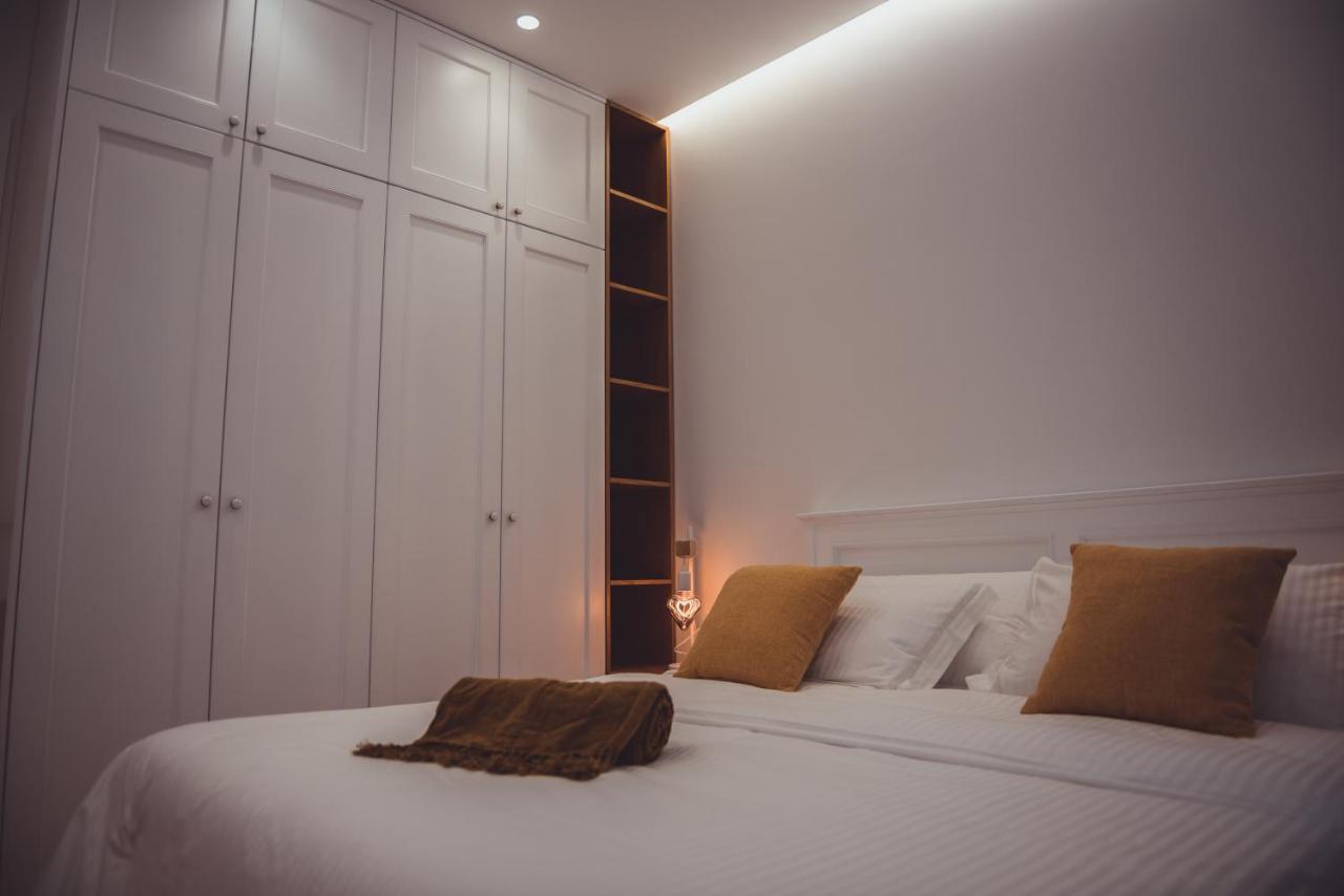 Tam Skanderbeg Square Serviced City Center Apartment No1 Tirana Exteriör bild