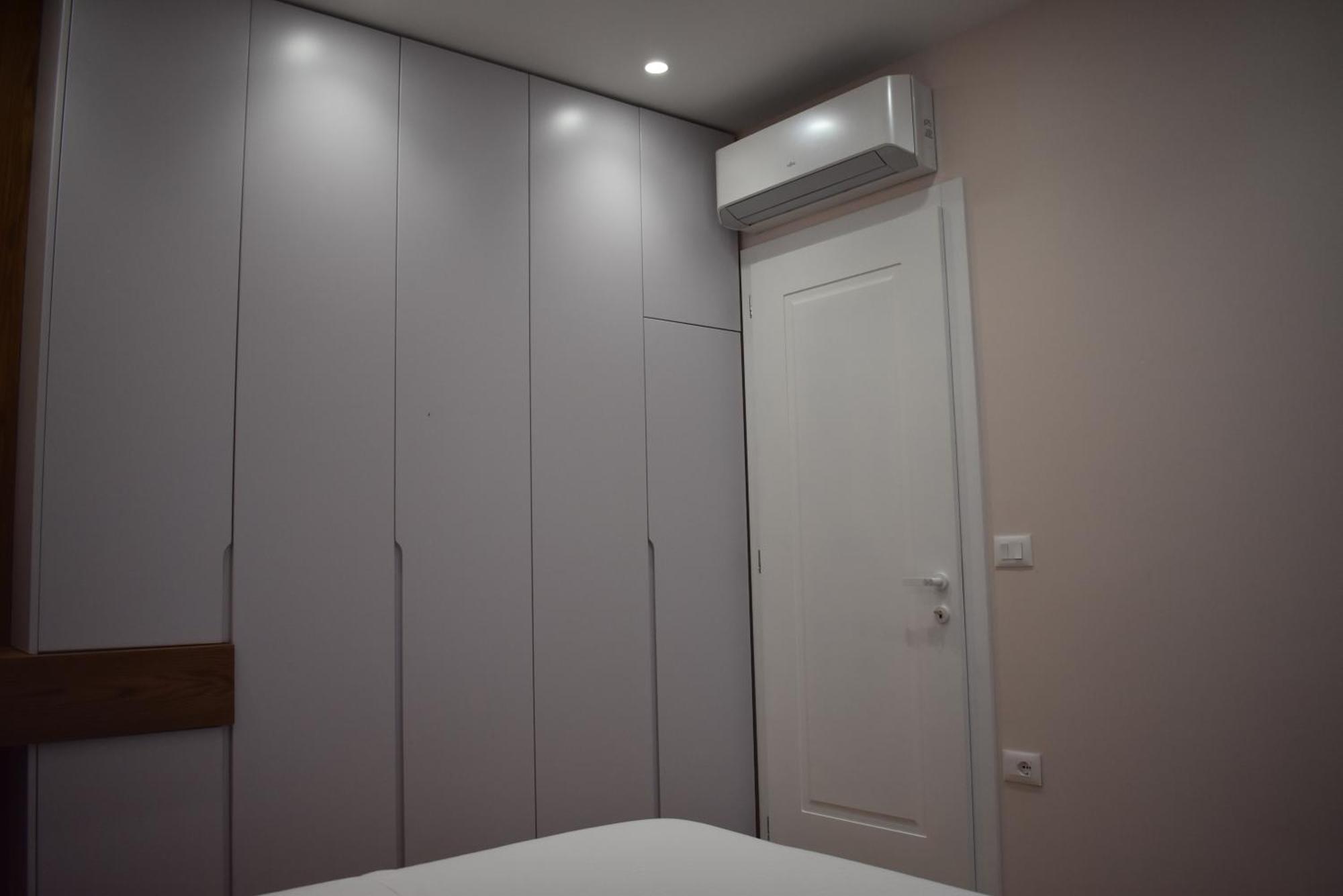 Tam Skanderbeg Square Serviced City Center Apartment No1 Tirana Exteriör bild