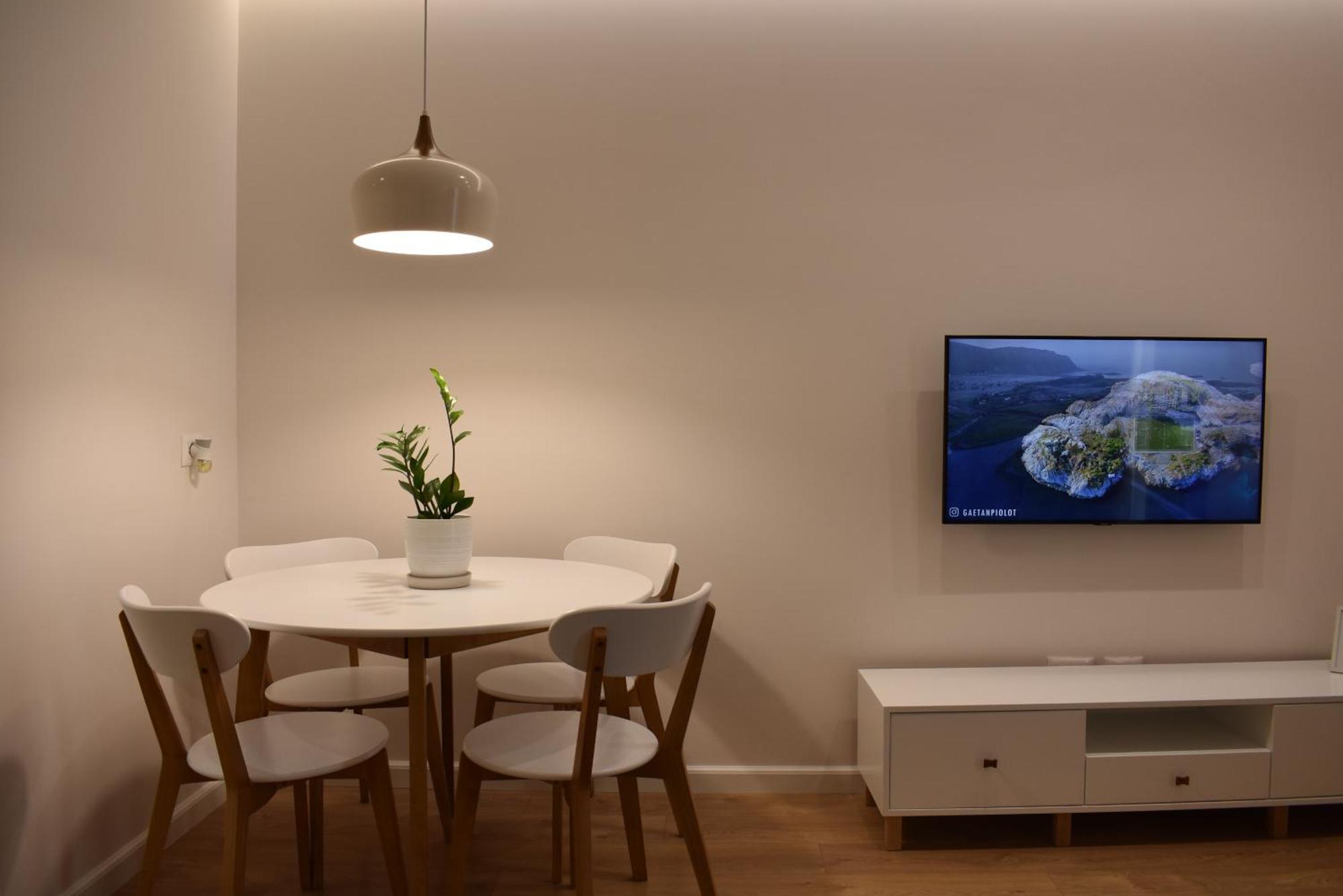 Tam Skanderbeg Square Serviced City Center Apartment No1 Tirana Exteriör bild